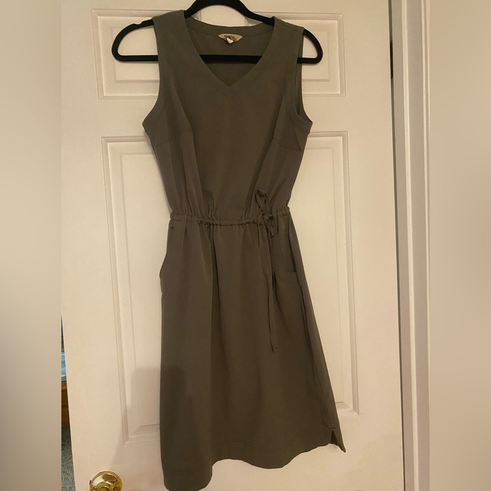 Duluth Trading co Green Travel Dress